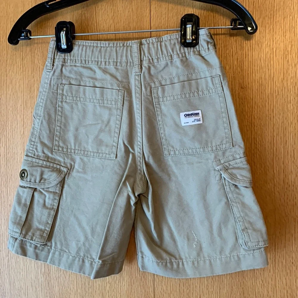 OshKosh B’Gosh khaki cotton poplin cargo shorts boy’s 6 adjustable waist VGUC